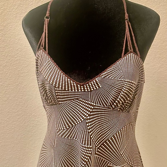 BCBGMAXAZRIA Dress Size:M.                   94%Polyester  6% Spandex/Elastano - Picture 3 of 6